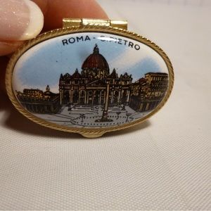 ROMA-S.PIETRO on cover of metal Trinket Box / Pill Box w hinged cover